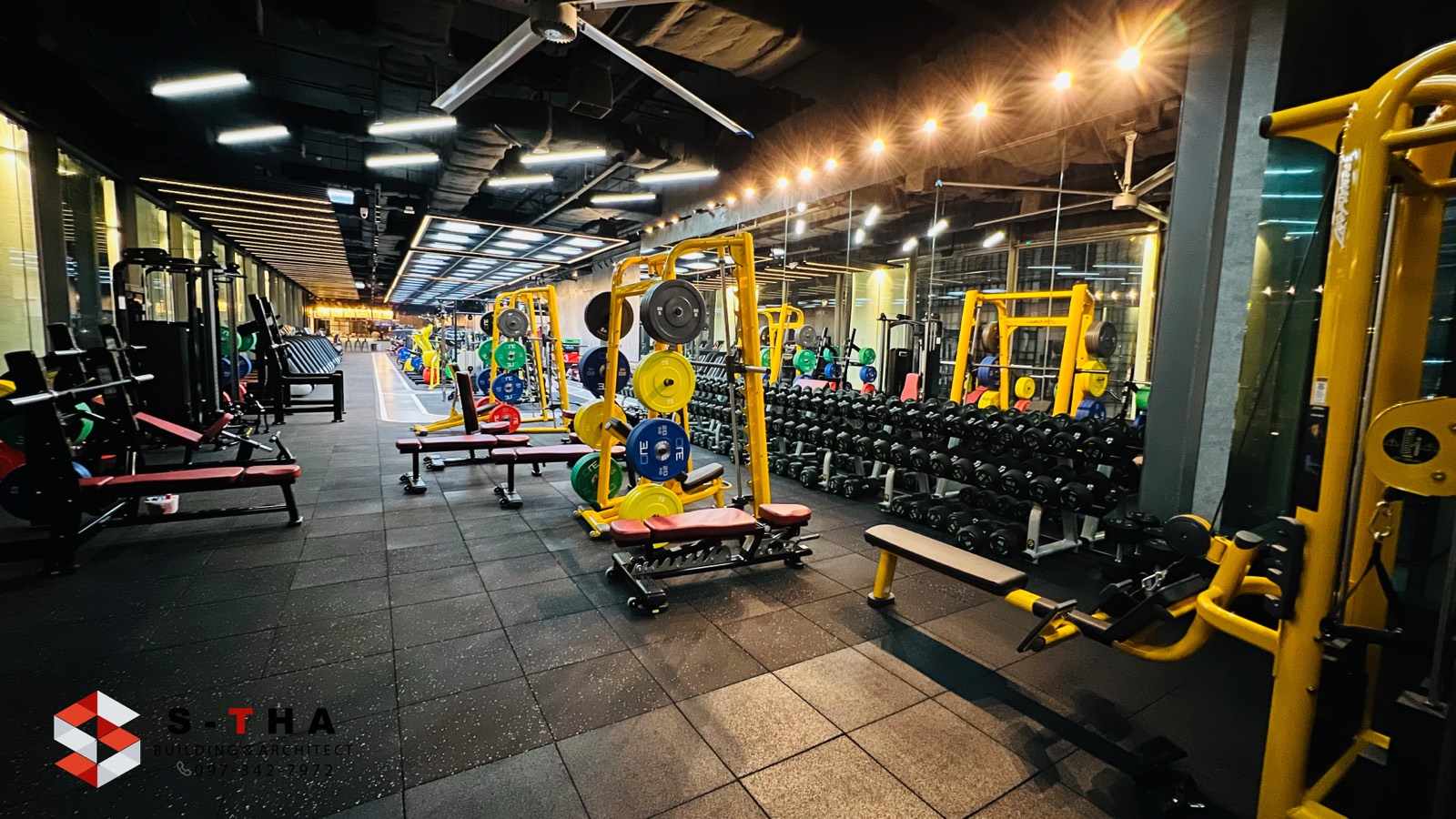 Fitness ONE อโศก อโศก กรุงเทพมหานคร